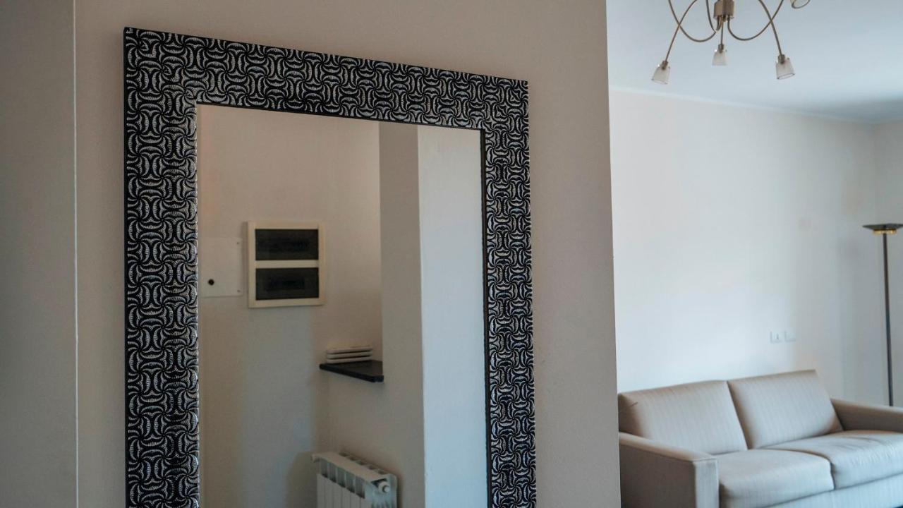 Dei Mille 31 B Lägenhet Albenga Exteriör bild