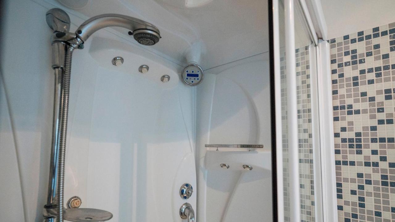 Dei Mille 31 B Lägenhet Albenga Exteriör bild