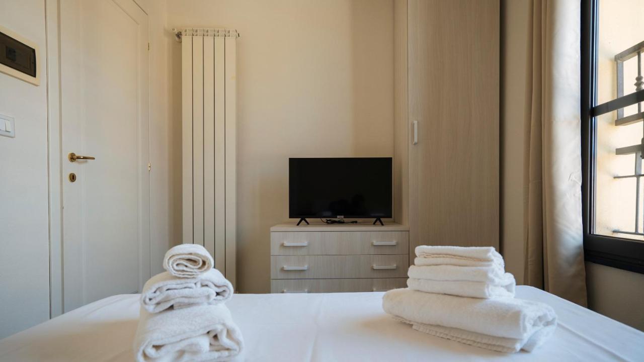 Dei Mille 31 B Lägenhet Albenga Exteriör bild