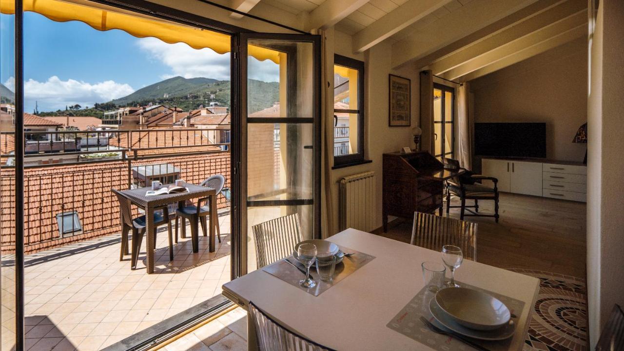 Dei Mille 31 B Lägenhet Albenga Exteriör bild