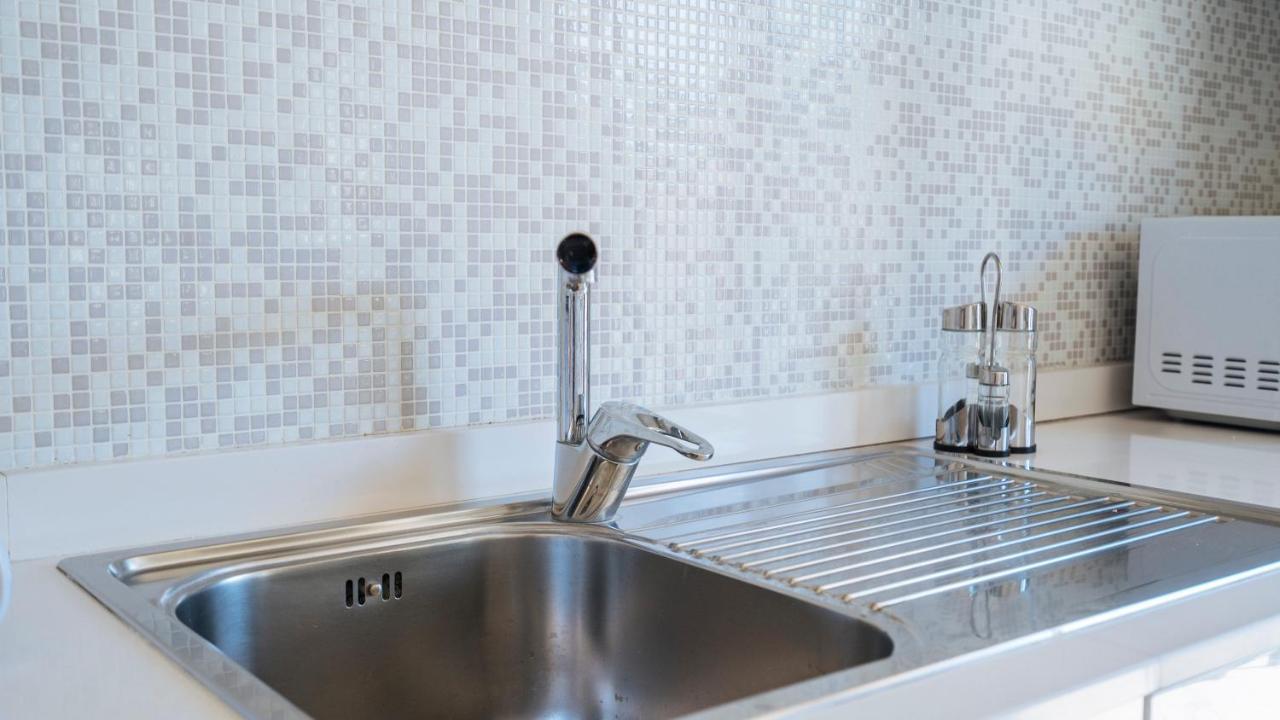 Dei Mille 31 B Lägenhet Albenga Exteriör bild